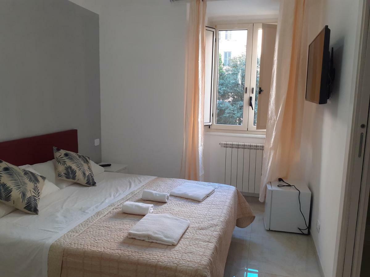 Abid's Palace In Termini Rom